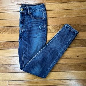American Eagle distressed ripped super stretch hi rise jegging jeans 2 regular
